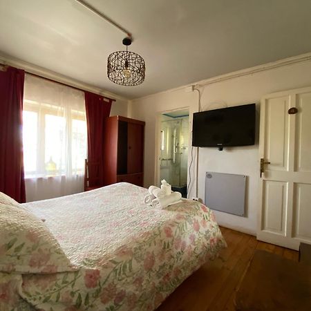 Hostel Moreno Пичилему Экстерьер фото