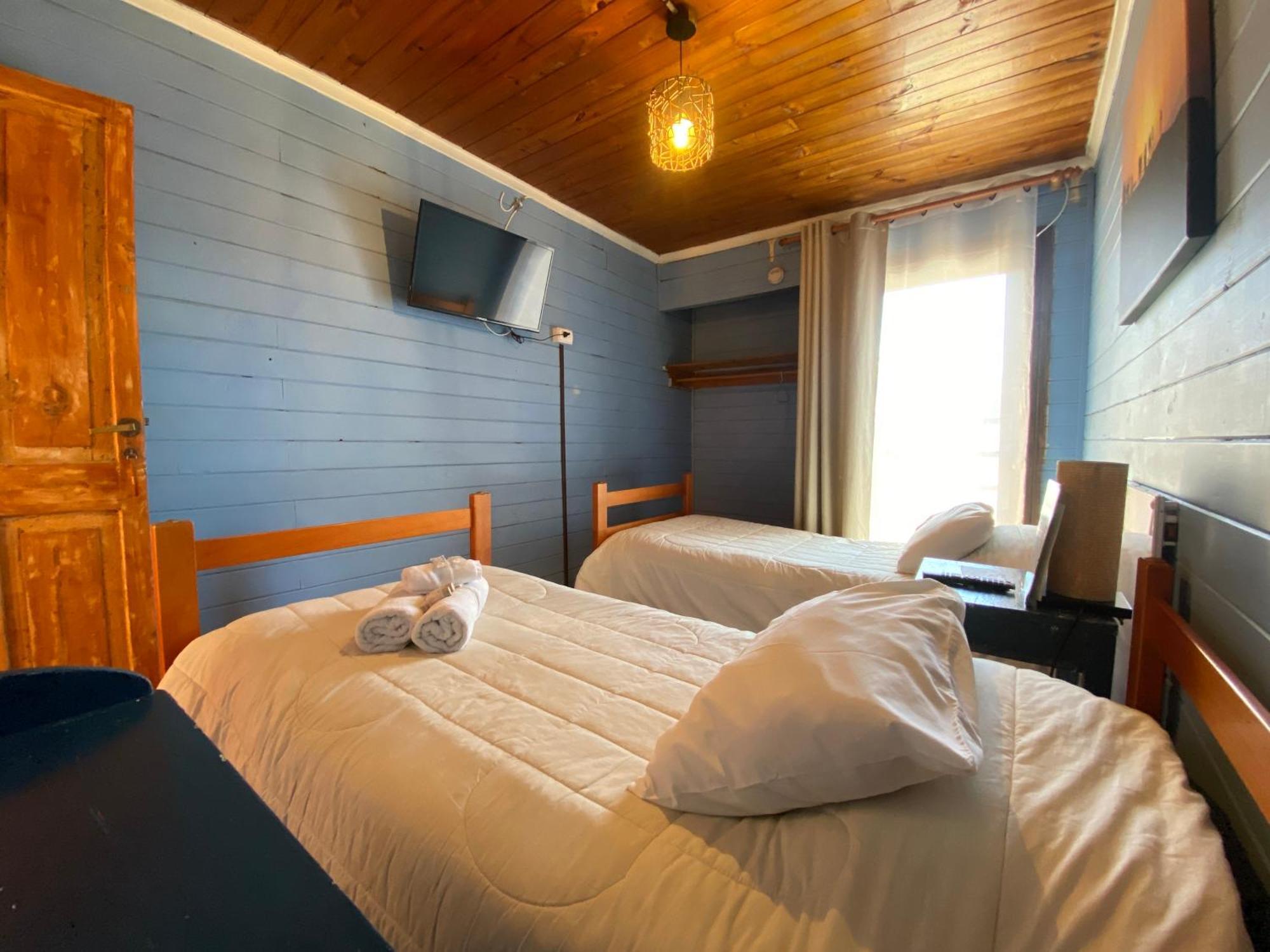 Hostel Moreno Пичилему Экстерьер фото