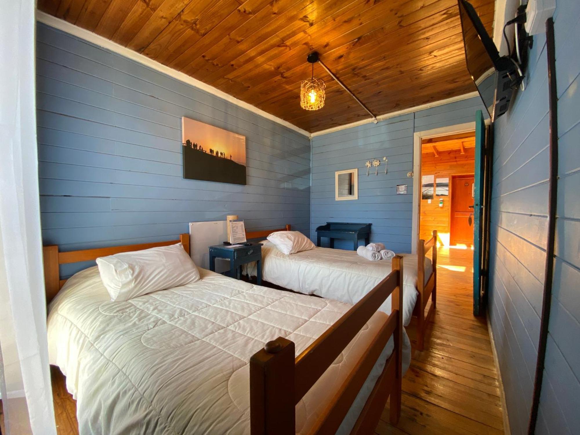 Hostel Moreno Пичилему Экстерьер фото