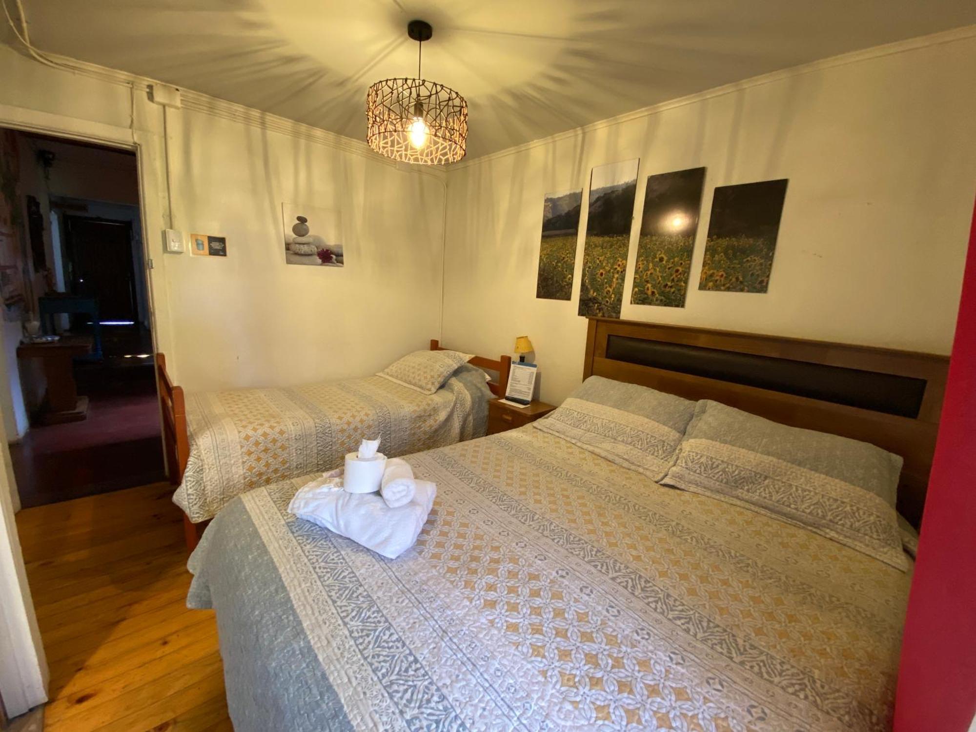 Hostel Moreno Пичилему Экстерьер фото